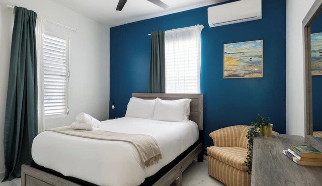 Ocean Park 4BDR/2b Pool @ Riviera Villa in San Juan