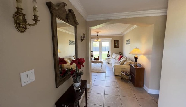 New Listing! Quaint Spanish Colonial House Gateway to the FL Keys & Everglades in Homestead