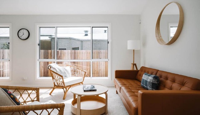 Exquisitely Spacious 3-Bed Home in Narrabundah
