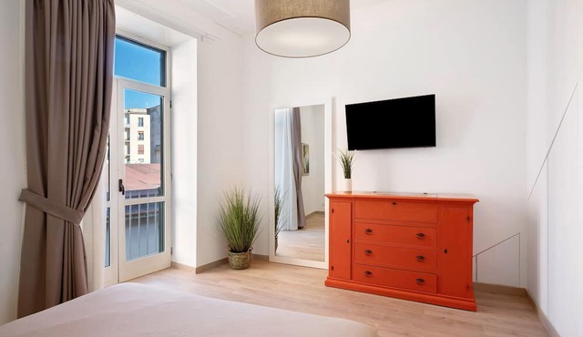 Apartment 'Ligea' with Balcony, Wi-Fi and Air Conditioning in Castellammare di Stabia