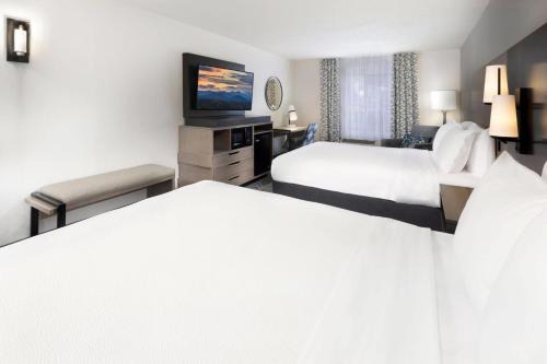 La Quinta Inn & Suites by Wyndham Downtown Asheville in Asheville