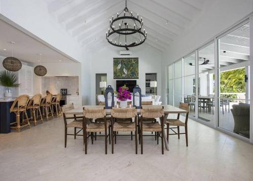 Banks Road Beauty: New Home with Heated Pool in North Palmetto Point